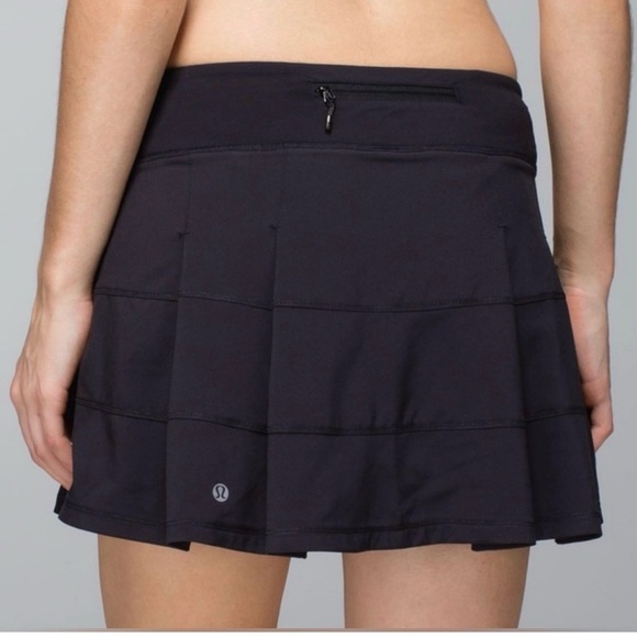 lululemon athletica Pants - LULULEMON 12 Black Tennis SKORT